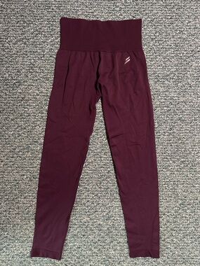 DOYOUEVEN High-Waist Maroon Athletic Workout Gym Leggings Pants